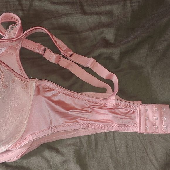 Bra - Picture 2 of 3